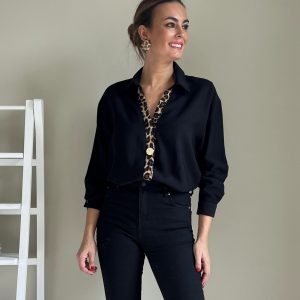 Camisa Negra Animal Print
